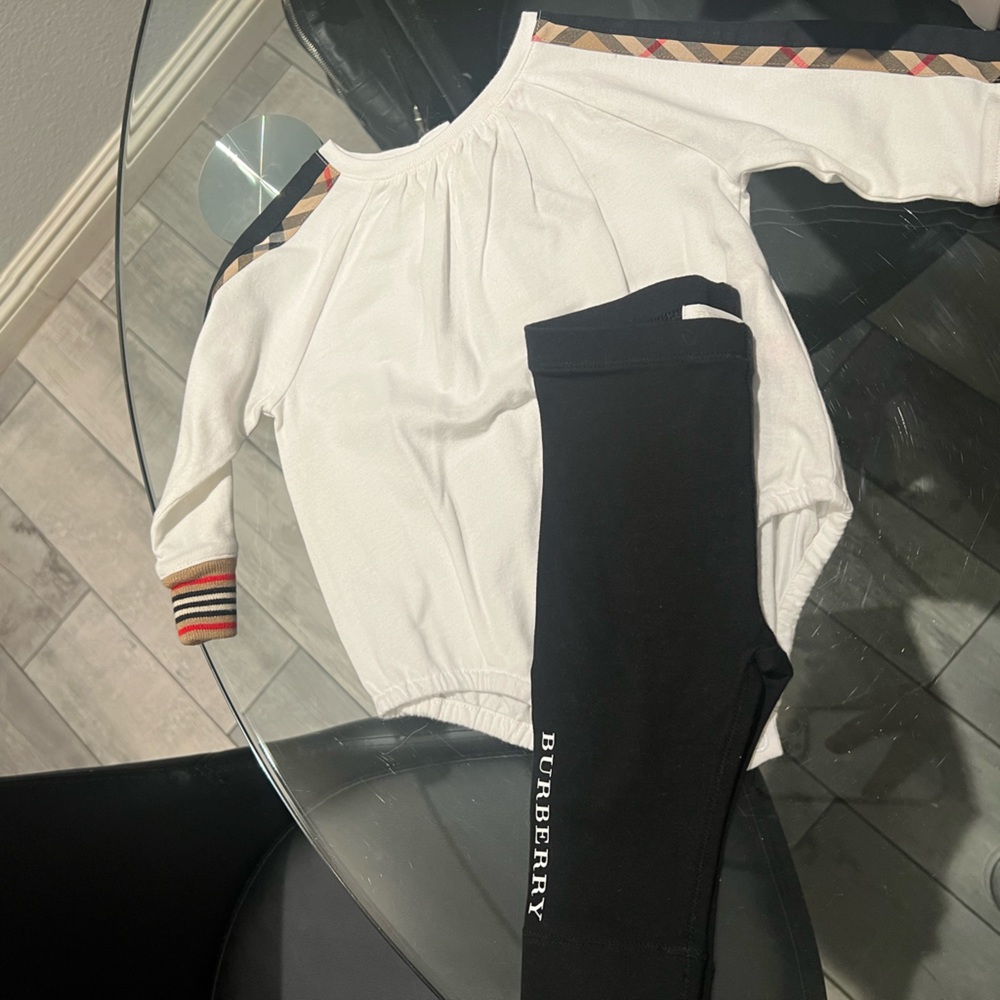 Unisex Burberry baby outfit. Only worn once.